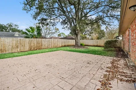 15727 Blackhawk Boulevard Friendswood TX 77546
