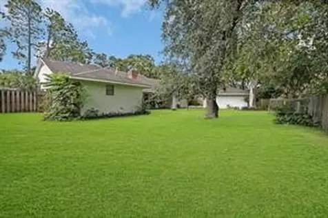 18210 Barbuda Lane Nassau Bay TX 77058
