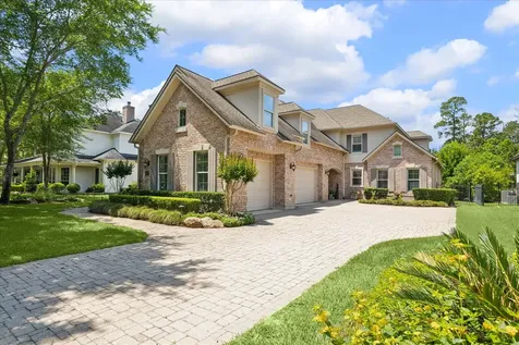 95 W Ambassador Bend The Woodlands TX 77382