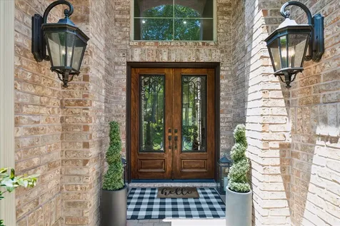 95 W Ambassador Bend The Woodlands TX 77382