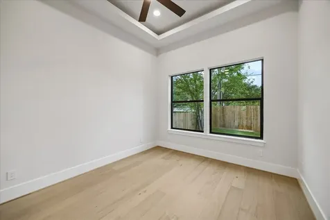 4714 Tamarisk Street Bellaire TX 77401