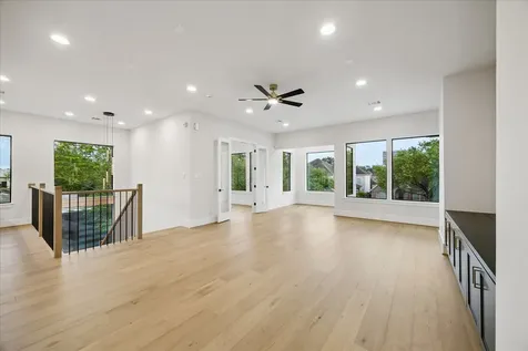 4714 Tamarisk Street Bellaire TX 77401