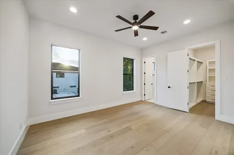 4714 Tamarisk Street Bellaire TX 77401