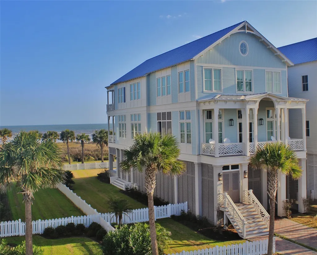 2445 E Seaside Drive Galveston TX 77550