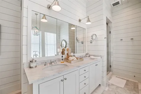 2445 E Seaside Drive Galveston TX 77550