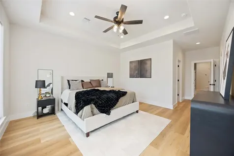 10608 Ashville Drive Houston TX 77051