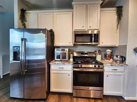 2711 Painted Sunrise Trail Houston TX 77045