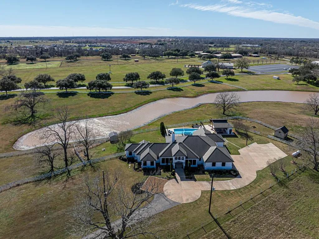 5503 Fm 723 Road Richmond TX 77406
