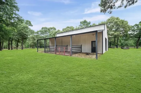 8142 Hills Parkway Montgomery TX 77316