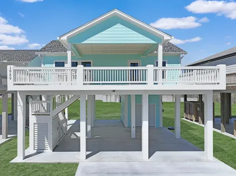 1989 Pedregal Drive Crystal Beach TX 77650