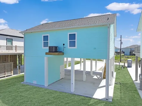 1989 Pedregal Drive Crystal Beach TX 77650