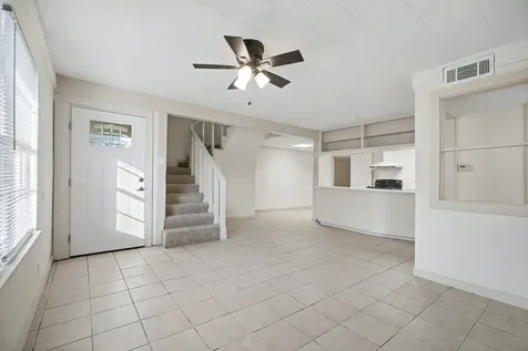 1126 1st Avenue N Texas City TX 77590