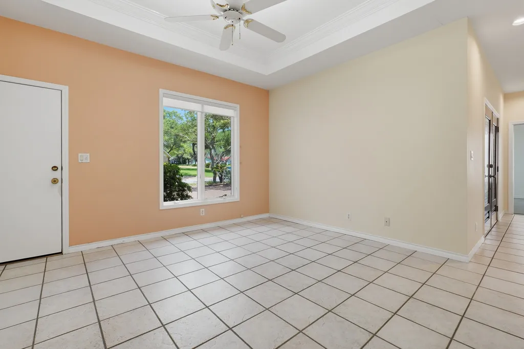 2513 Turkey Neck Circle Rockport TX 78382
