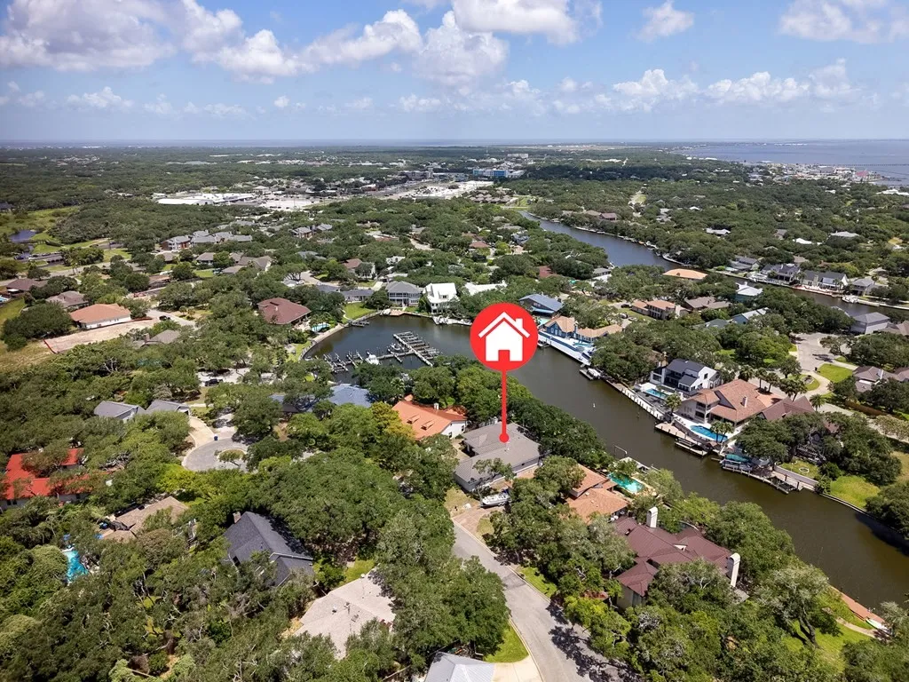 2513 Turkey Neck Circle Rockport TX 78382