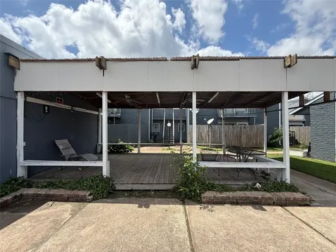 9550 Deering Drive 210 Houston TX 77036