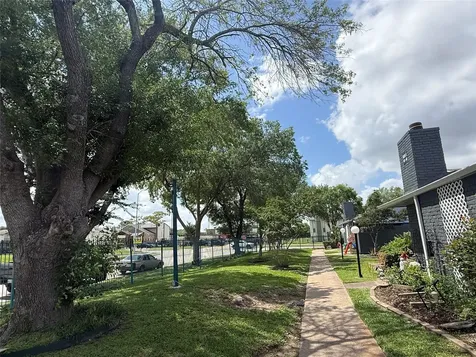 9550 Deering Drive 210 Houston TX 77036