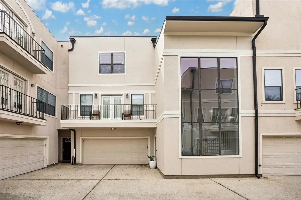 4411 Koehler Street E Houston TX 77007