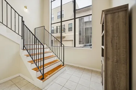 4411 Koehler Street E Houston TX 77007