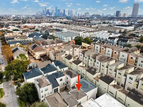 4411 Koehler Street E Houston TX 77007