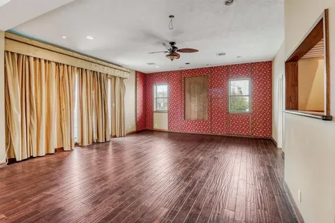 1607 E Bonner Street Houston TX 77007