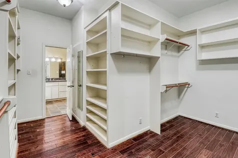 1607 E Bonner Street Houston TX 77007
