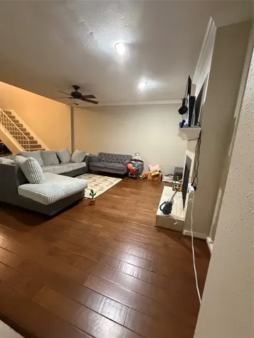 2409 Bering Drive 18 Houston TX 77057