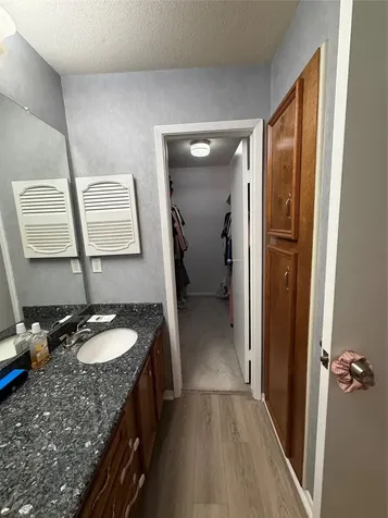 2409 Bering Drive 18 Houston TX 77057