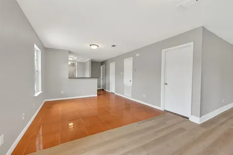 2446 Mayview Drive Houston TX 77091