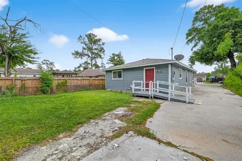 2446 Mayview Drive Houston TX 77091