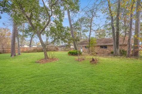2114 Eagle Point Road Crosby TX 77532