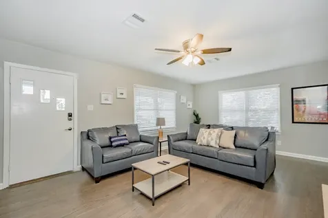 1102 45th Street Galveston TX 77550