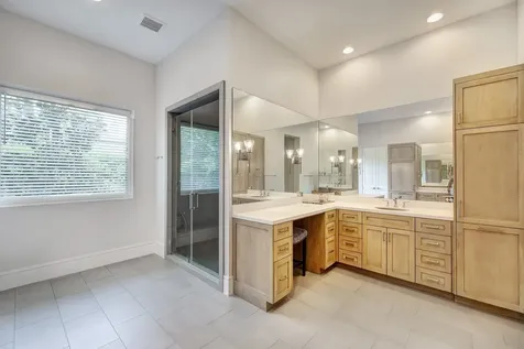 247 Piney Point Road Piney Point Village TX 77024