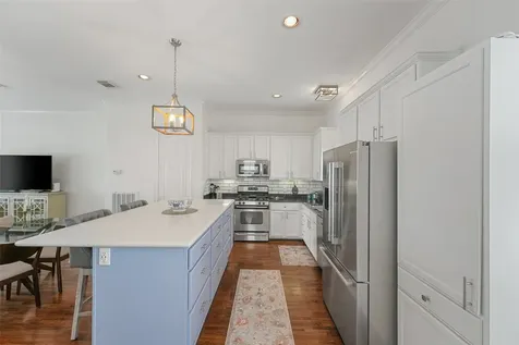 1616 Utah Street Houston TX 77007