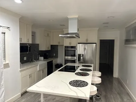 3021 Gray Street Houston TX 77004
