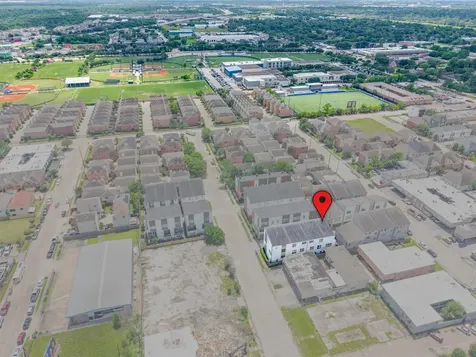 9614 Riddlewood Lane Houston TX 77025