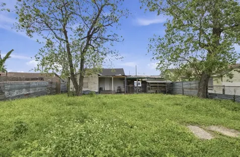 2423 Chamberlain Street Houston TX 77093