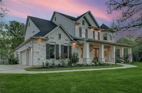 4902 Brazos Lakes Drive Richmond TX 77469
