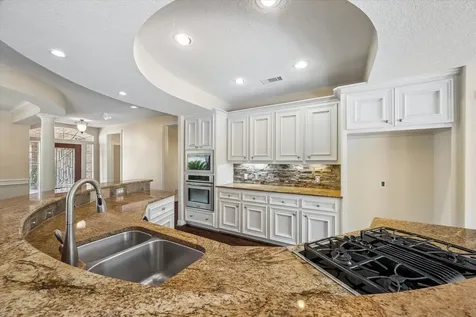 4510 Cypress Pond Court Houston TX 77059