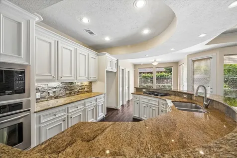 4510 Cypress Pond Court Houston TX 77059