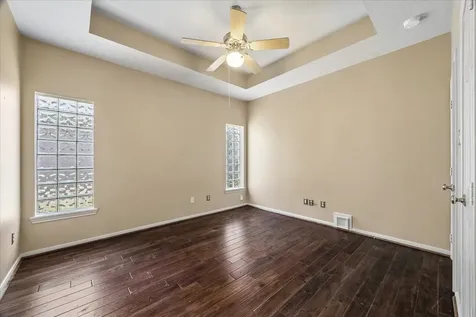 4510 Cypress Pond Court Houston TX 77059