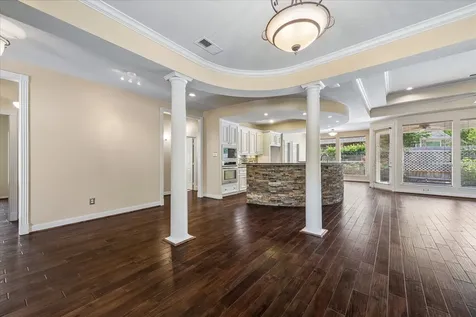 4510 Cypress Pond Court Houston TX 77059