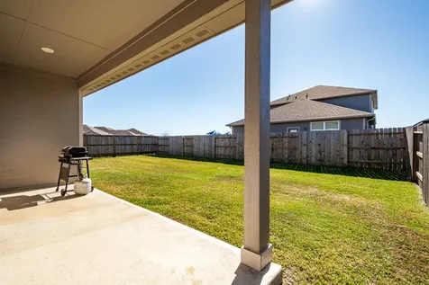 8603 Treetop Heights Drive Baytown TX 77523