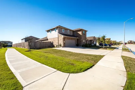 8603 Treetop Heights Drive Baytown TX 77523