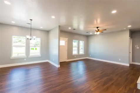 818 Westshire Drive Houston TX 77013