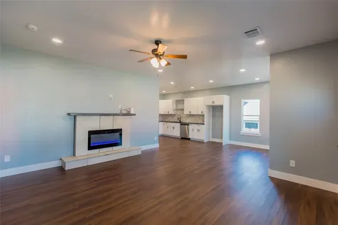 818 Westshire Drive Houston TX 77013