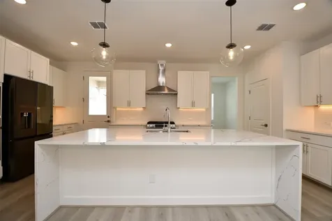2209 Via Laura Lane Houston TX 77051