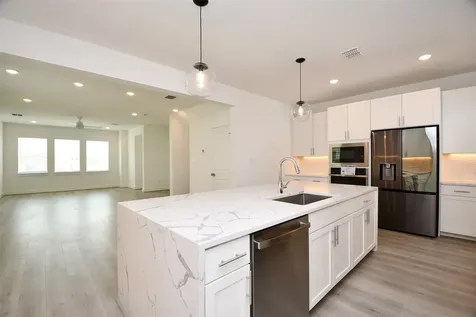 2209 Via Laura Lane Houston TX 77051