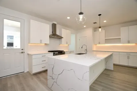 2209 Via Laura Lane Houston TX 77051