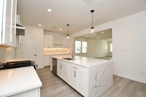 2209 Via Laura Lane Houston TX 77051