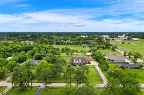 13217 4th 1/2 Street Santa Fe TX 77510